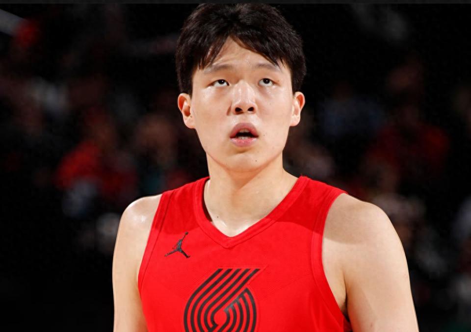 Trail Blazers head coach praises Yang Hansen again: He has been fighting hard to win, and I am very satisfied with the last two games.