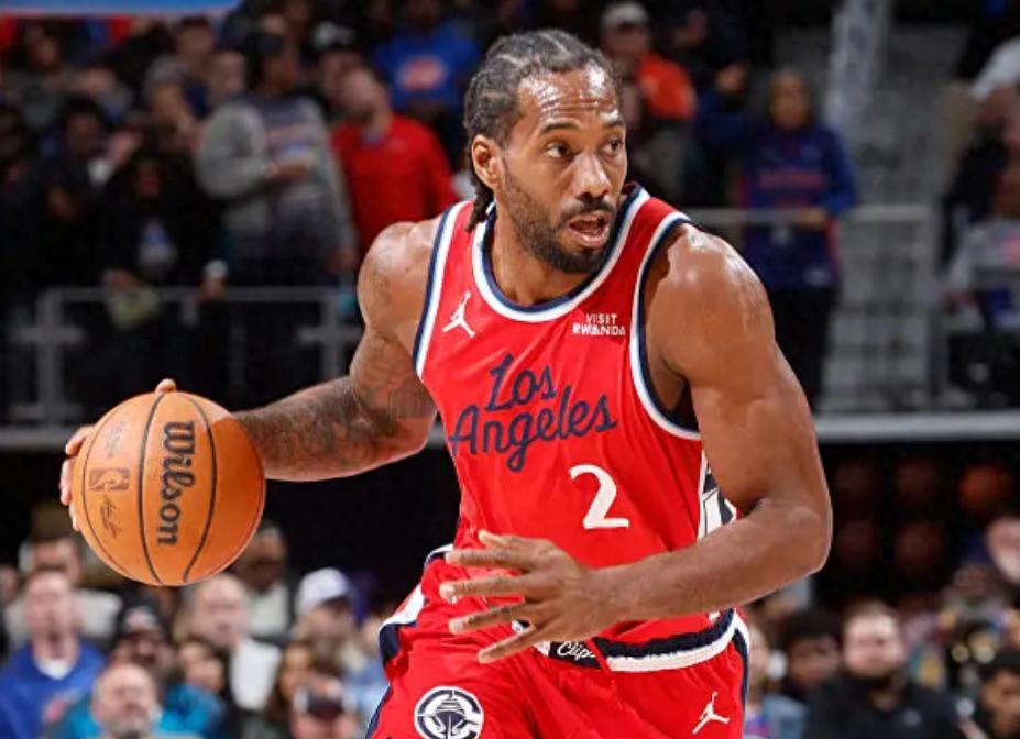 Key steal by Kawhi was a foul! Referees missed two calls within three seconds, Clippers overcome Pistons with a 19-point comeback