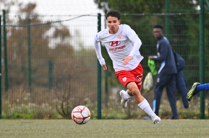 BREAKING: Vietnamese-French striker born in 2008 completes Vietnamese citizenship procedures