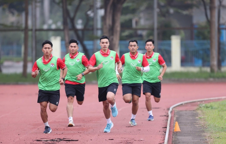 One Vietnamese referee failed to pass the fitness test.