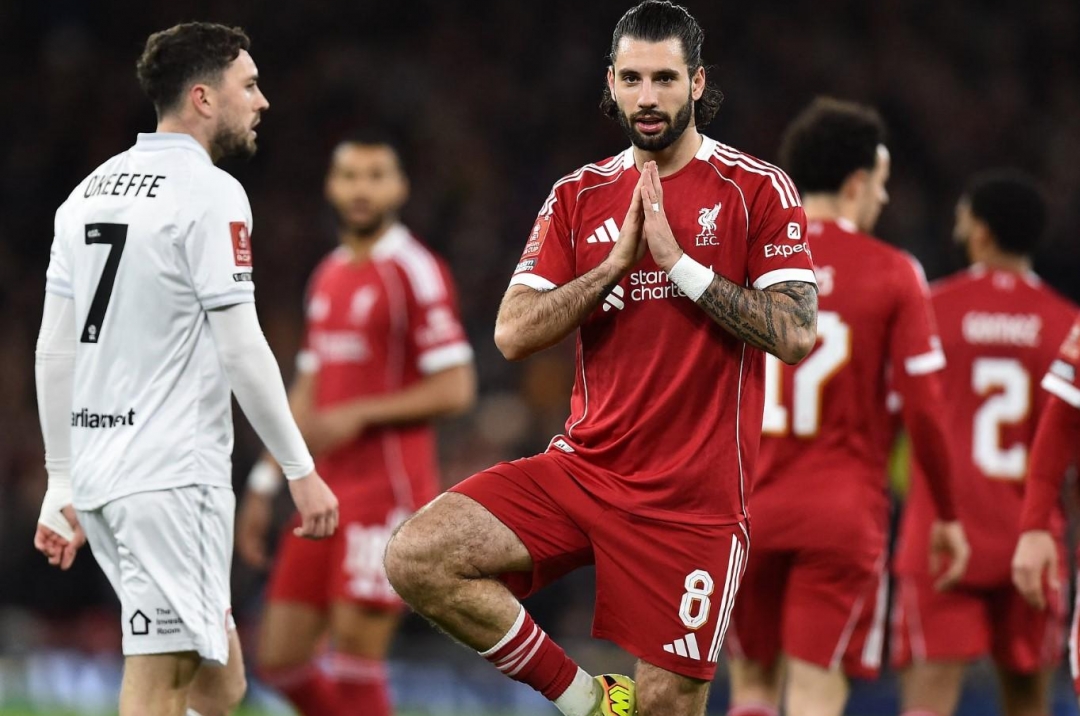 Liverpool secures a decisive victory over Barnsley to advance to the FA Cup fourth round