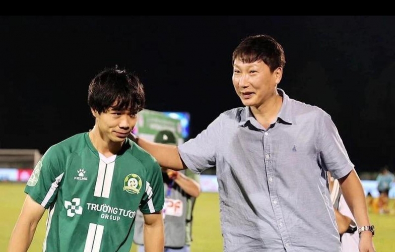Công Phượng keeps scoring goals, sending a message to Coach Kim Sang Sik